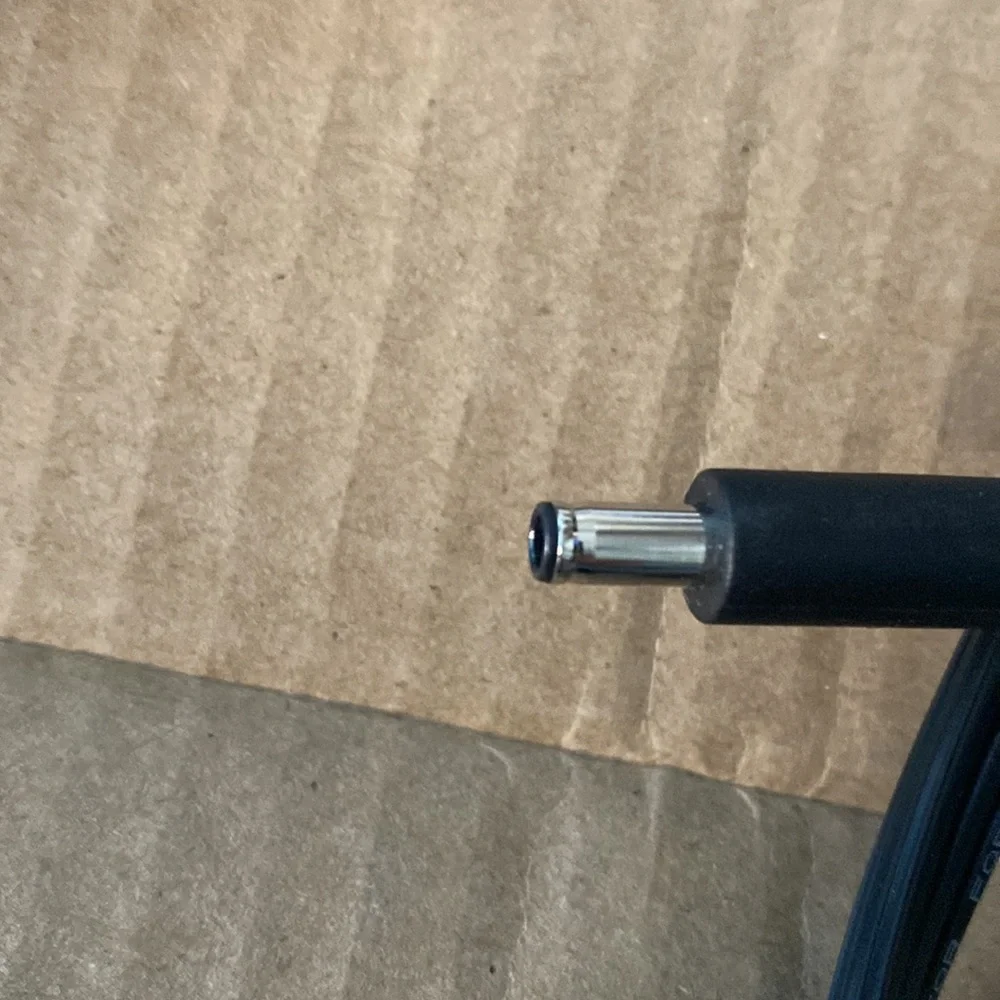 NWT Dell 4.5 mm barrel 45 W AC adapter